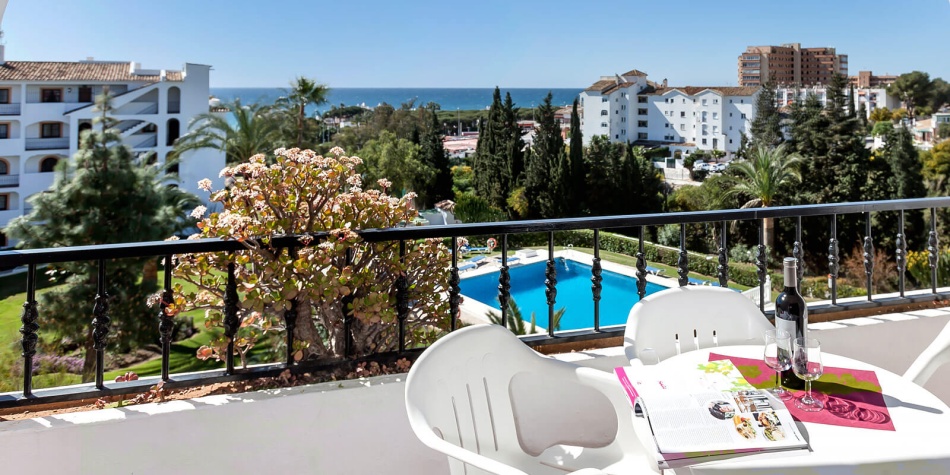 Uitzicht op zee vanaf de terrassen van Delta Mar Apartments in Riviera del Sol
